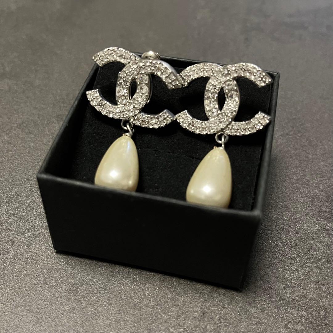 CHANEL ノベルティ　ピアス 楽天市場】シャネル ノベルティ ピアスの通販