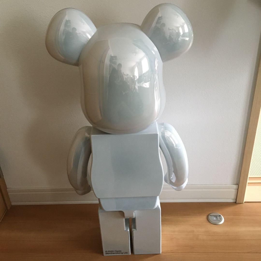 ベアブリック 1000% oasis ホワイトバージョン 美品 - メルカリ