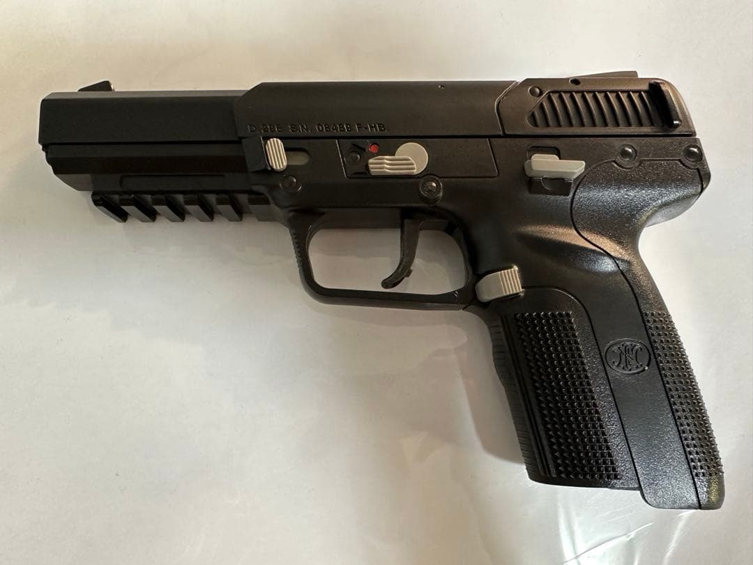 東京マルイ FN5-7 ファイブセブン ガスガン TOKYO MARUI（東京マルイ） FN5-7 ファイブセブン ガスブローバック