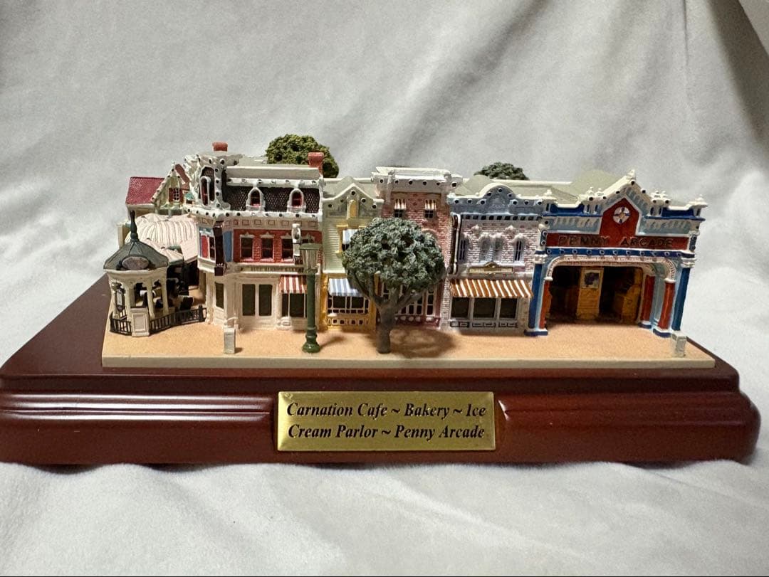 ひ*り様 オルショウスキー USA カーネーションカフェ ミニチュア