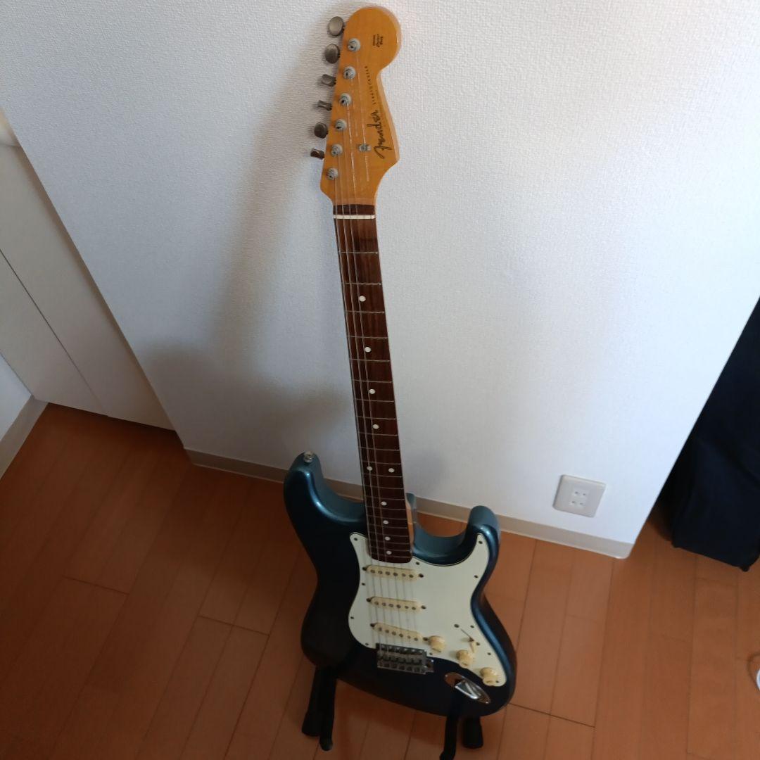 な*必様 Fender Stratocaster メタリックブルー Amazon.com: Fender Limited Edition H.E.R. Stratocaster Electric