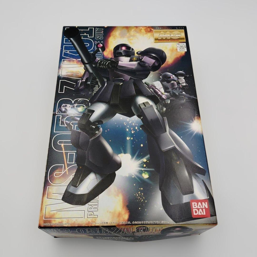 バンダイ MG MS-05B ザクI 黒い三連星 Amazon | MG 1/100 MS-05B ザクI 黒い三連星仕様 (機動戦士ガンダム