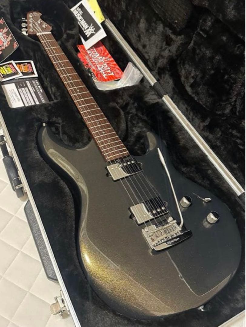 Ernie Ball Music Man Luke LIII ミュージックマン Luke III | Guitars | Ernie Ball Music Man