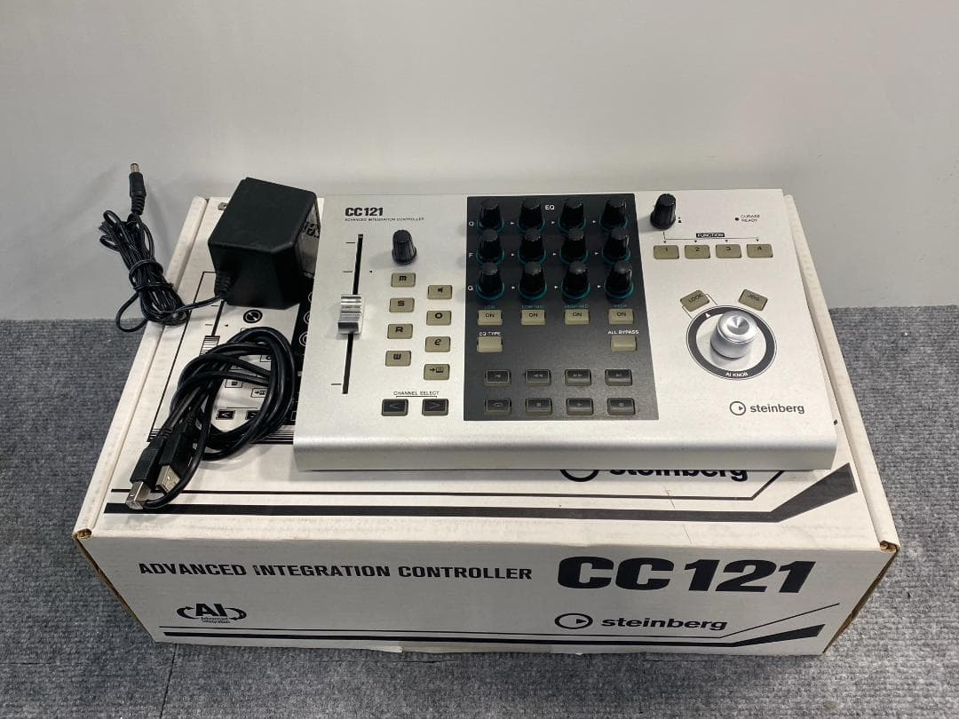 steinberg CC121 フィジカルコントローラー Steinberg CC 121 ADVANCED INTEGRATION CONTROLLER | USA