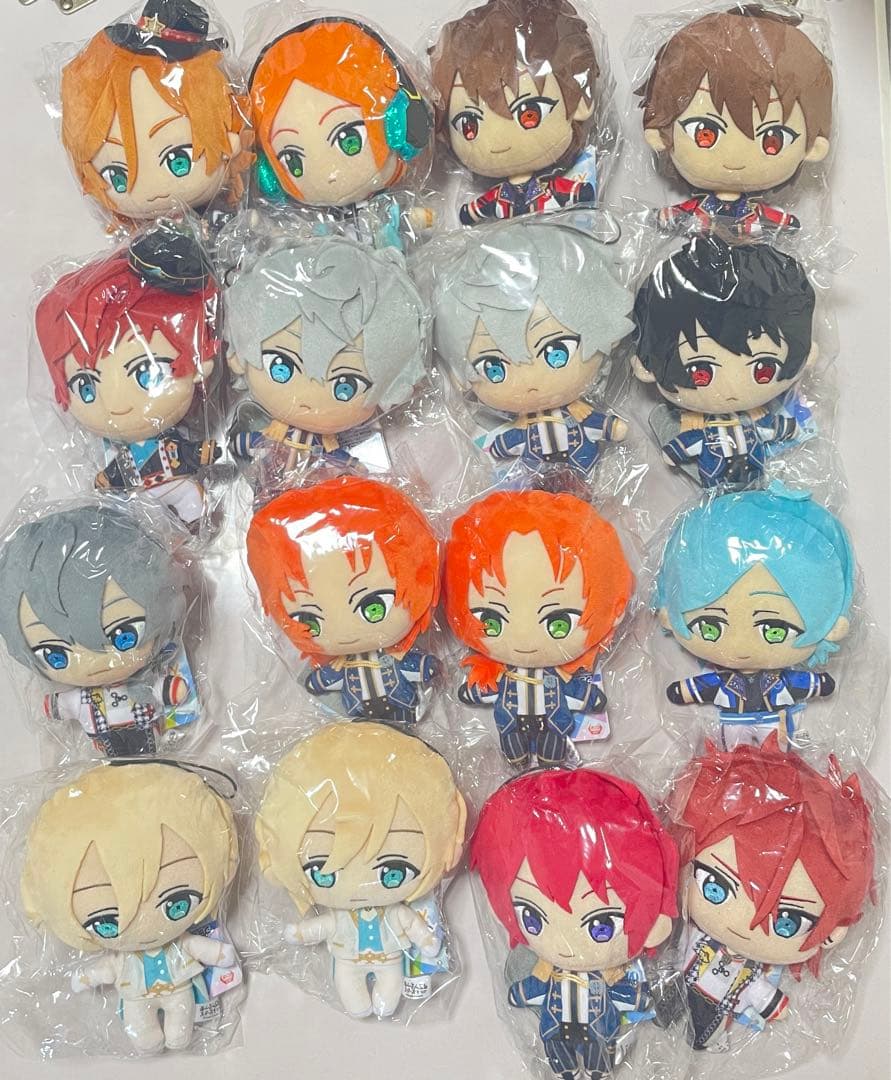 あんさんぶるスターズ　あんスタ　新衣装　ぬいぐるみ　16点セット Amazon.co.jp: Edenあんスタ ぬいぐるみ 新衣装 4種セット : おもちゃ