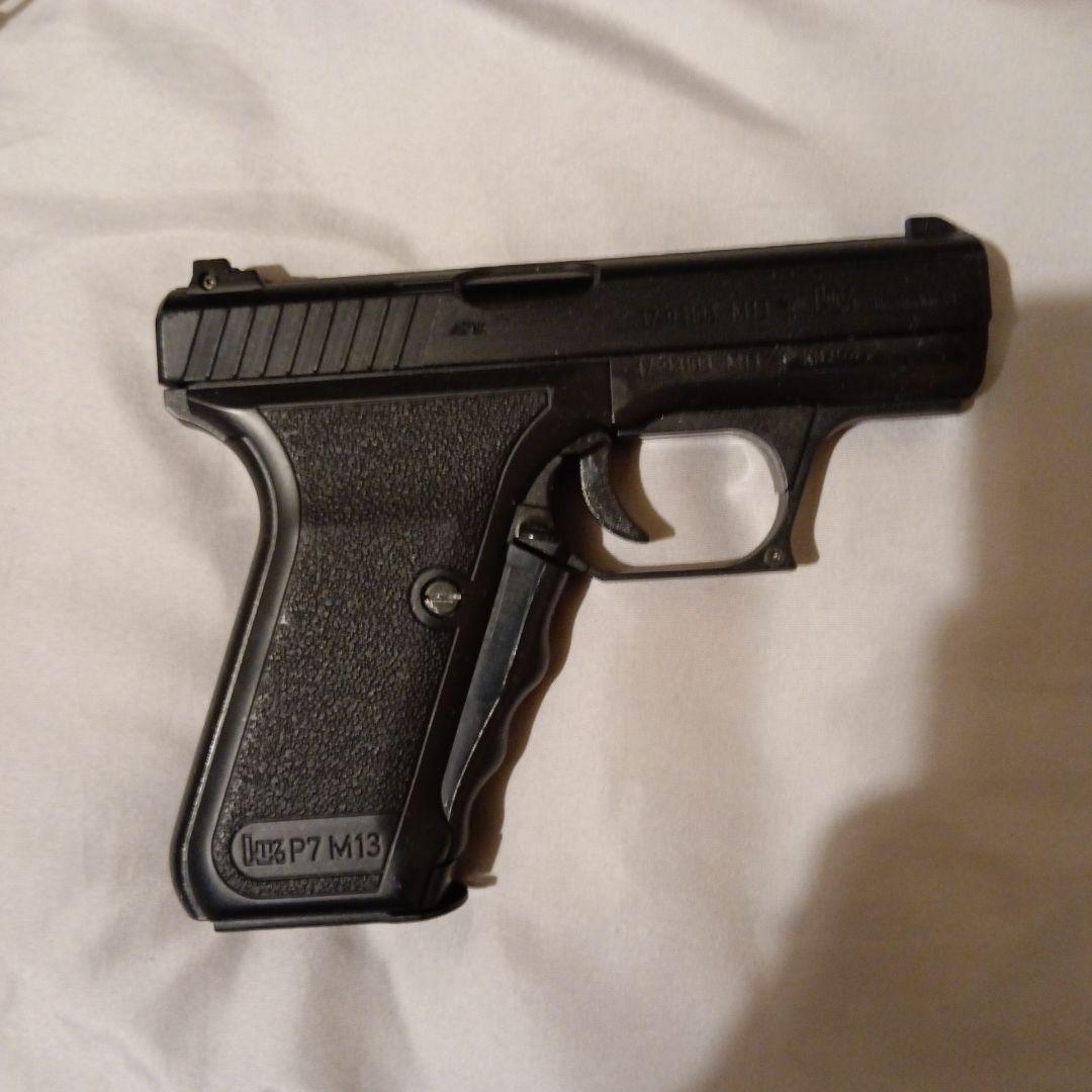P7 M13 モデルガン ブラック Products » Airsoft » Gas » 2.6601 » P7 M13 » www.umarex.com