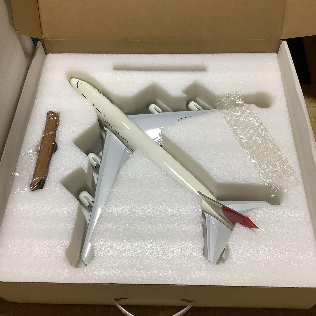 ガ*ン様 日本航空　747-400 1／144スケール s-l400.jpg