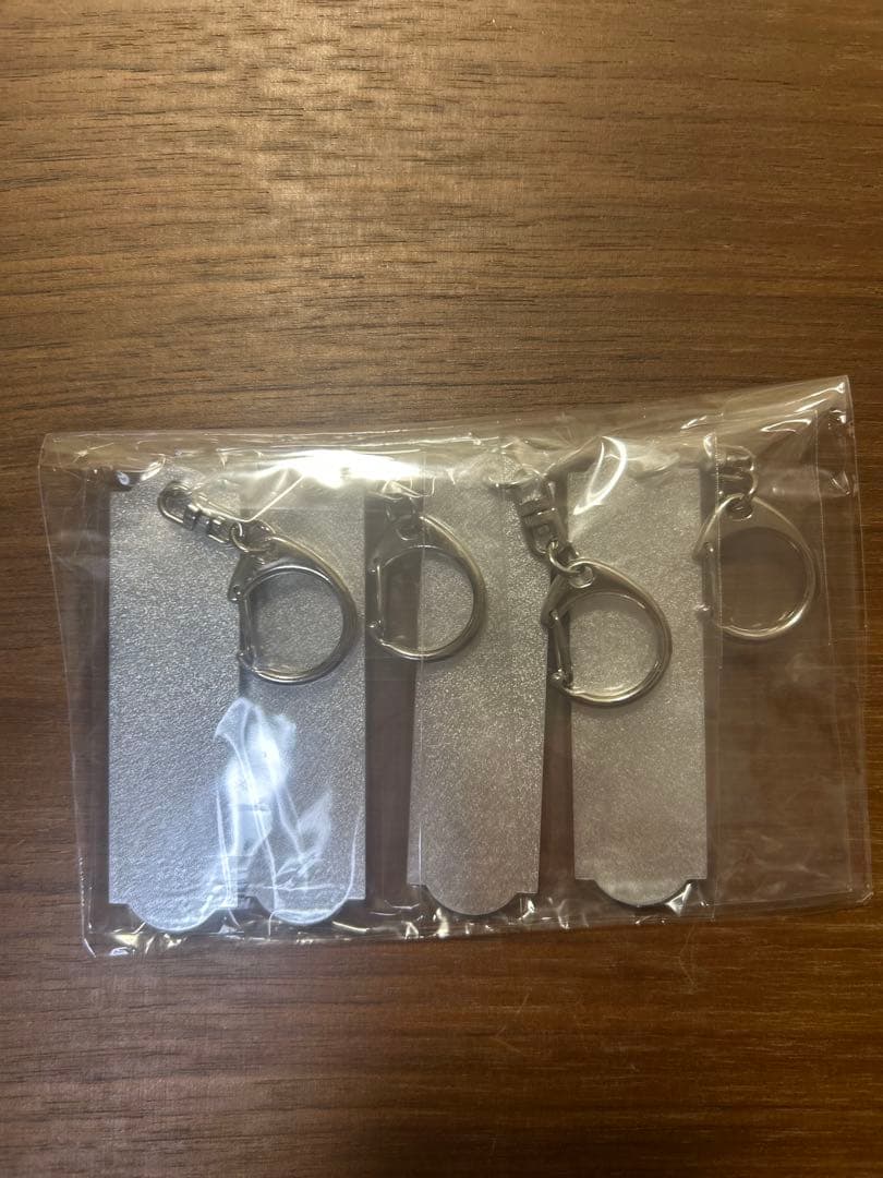 鬼滅の刃 300名限定メタリックアクリルキーホルダー 上弦の鬼編 | 激安