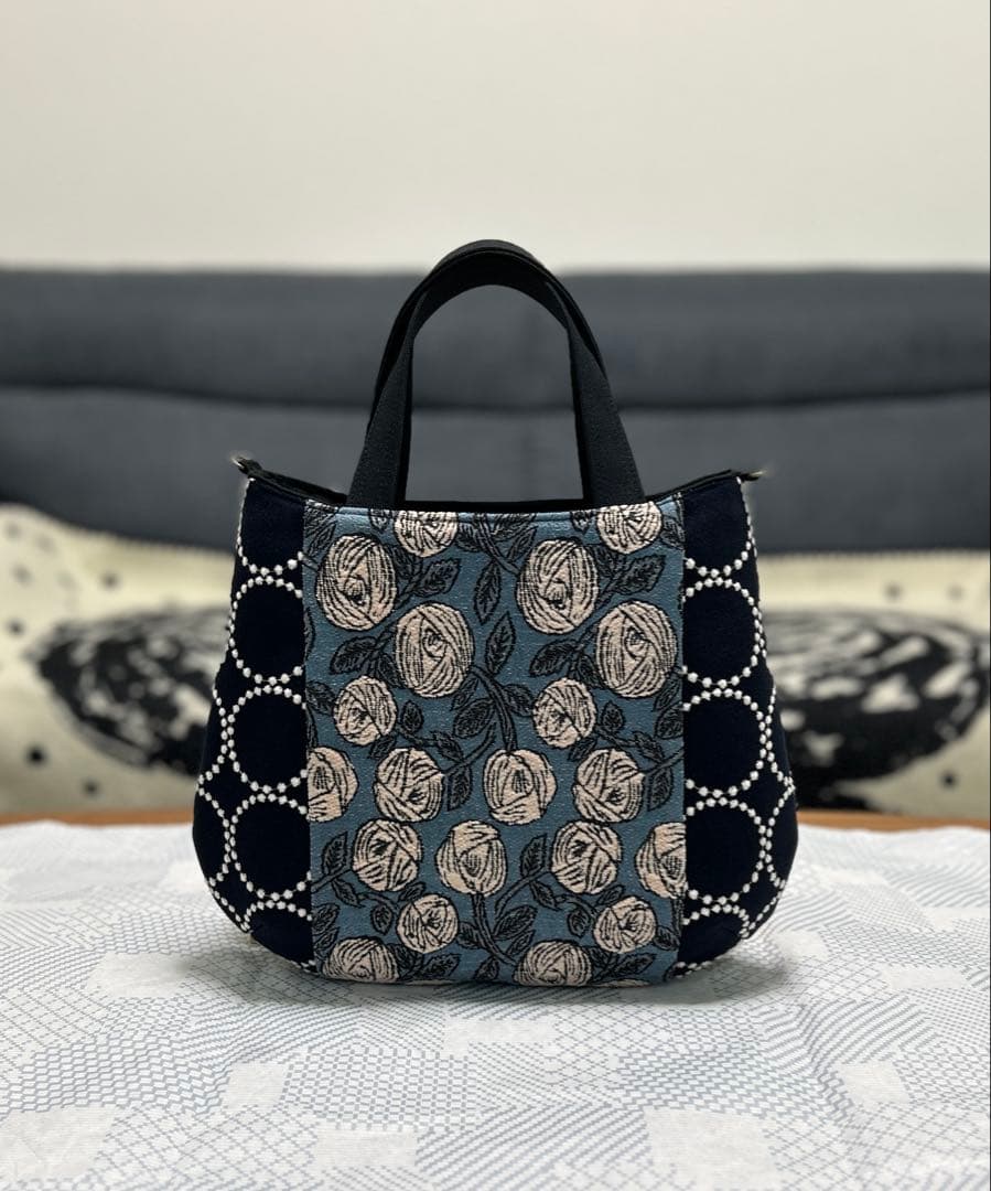 ハンドメイド ミナペルホネン rosy コロりんトート a2c9d8b9428bbd541346432013e358