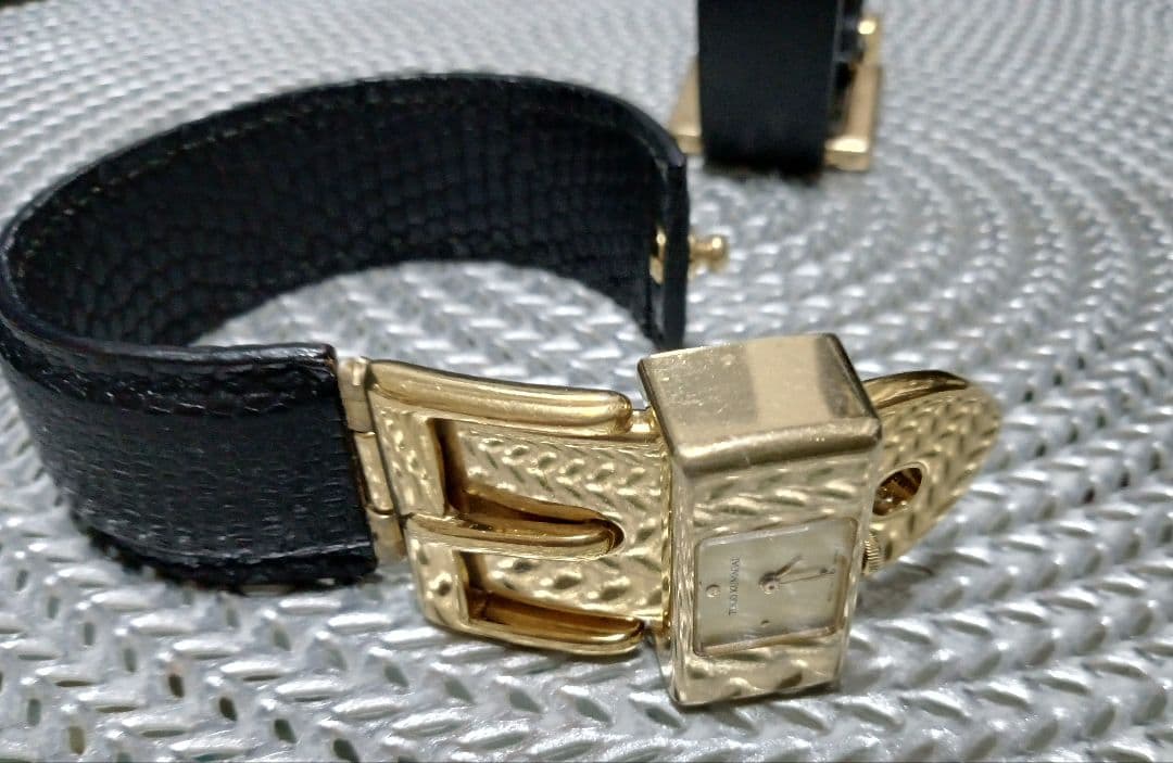 トキオクマガイTokio Kumagai 腕時計希少 稼働品グッチレザーバングル