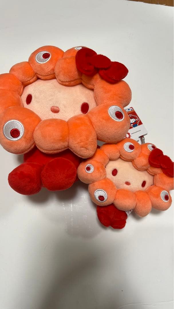 サンリオ　ミャクミャク　推しカラー　なりきりぬいぐるみ、カラビナ2種 2758198944.jpg?1766487696