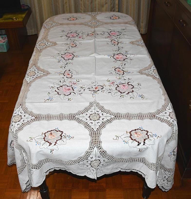 刺繍テーブルクロス ナフキンセット 送料込 メール便対応】 ナプキン ナフキン マルチクロス ベトナム 刺繍 約 W