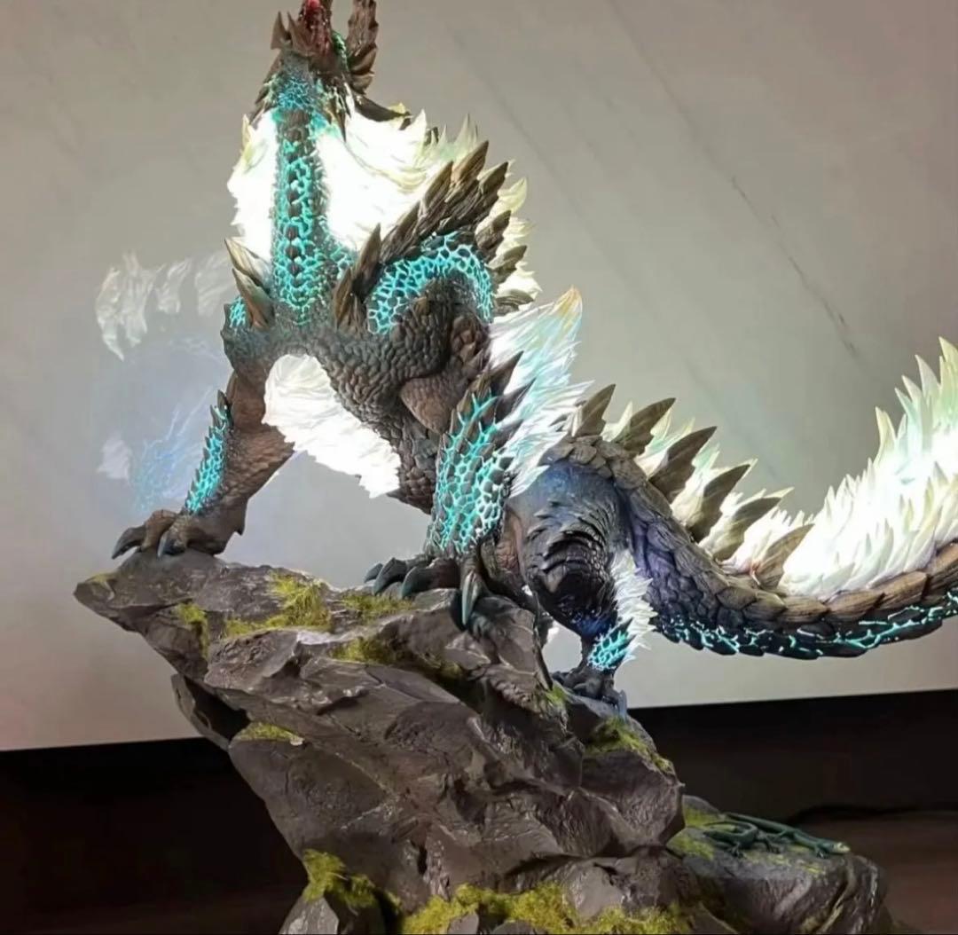 モンスターハンター モンハン ジンオウガ フィギュア 発光フィギュア