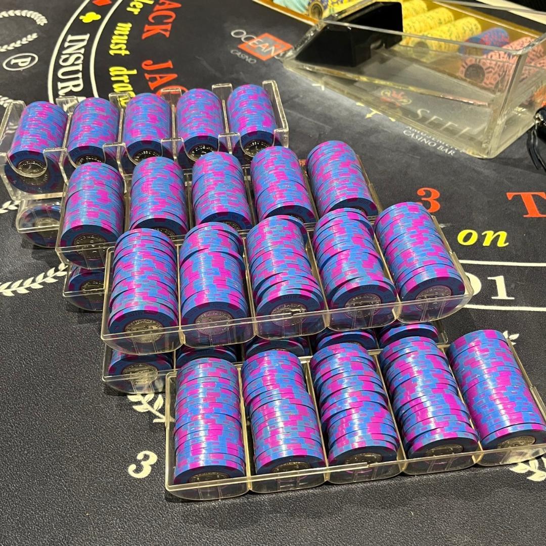 36 カジノチップ 700枚 100$ ポーカーチップ  H26年 Amazon | カジノセット ポーカーセット 【本格的なポーカー体験を貴方