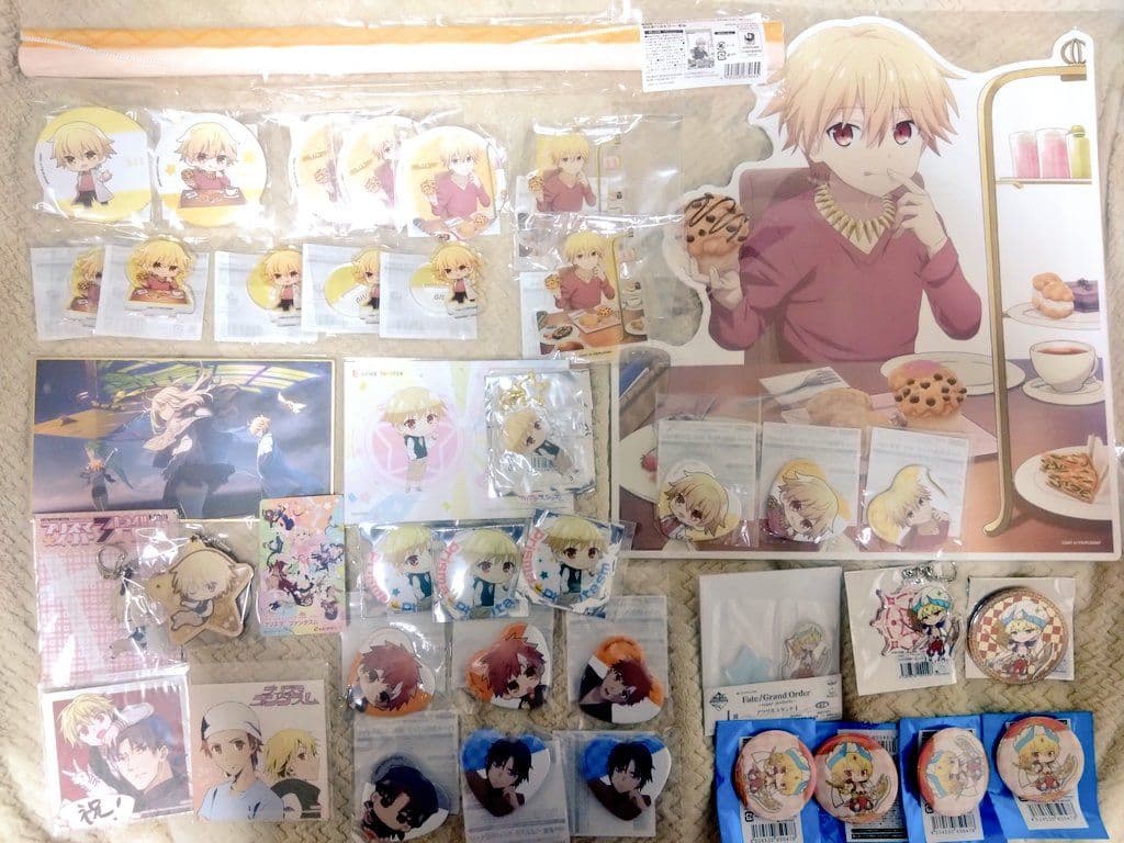 即購入可、値下げ交渉可 子ギル ギルくん くじ引き堂 ギルガメッシュ ねんどろいど アーチャー/ギルガメッシュ 第三再臨Ver.