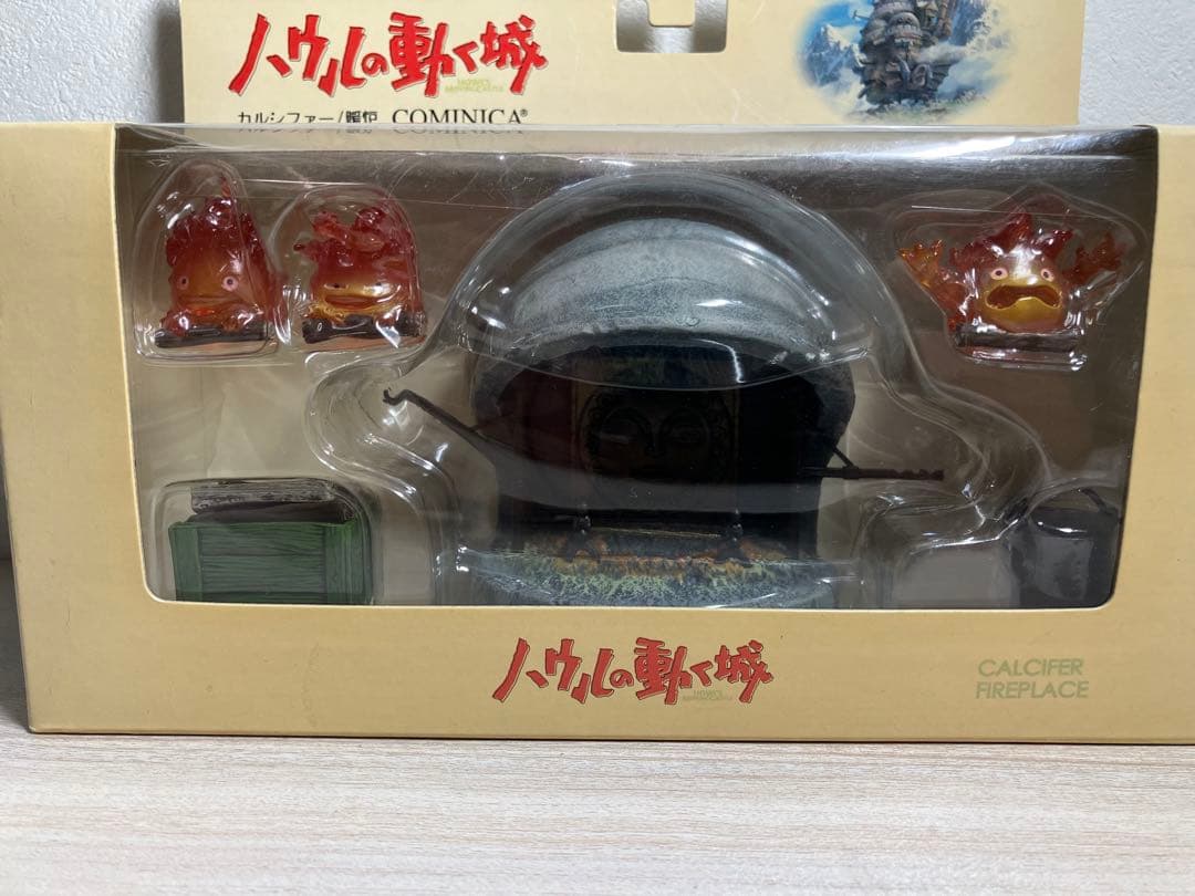 ハウルの動く城 ジブリ カルシファー 暖炉 コミニカ フィギュア - メルカリ
