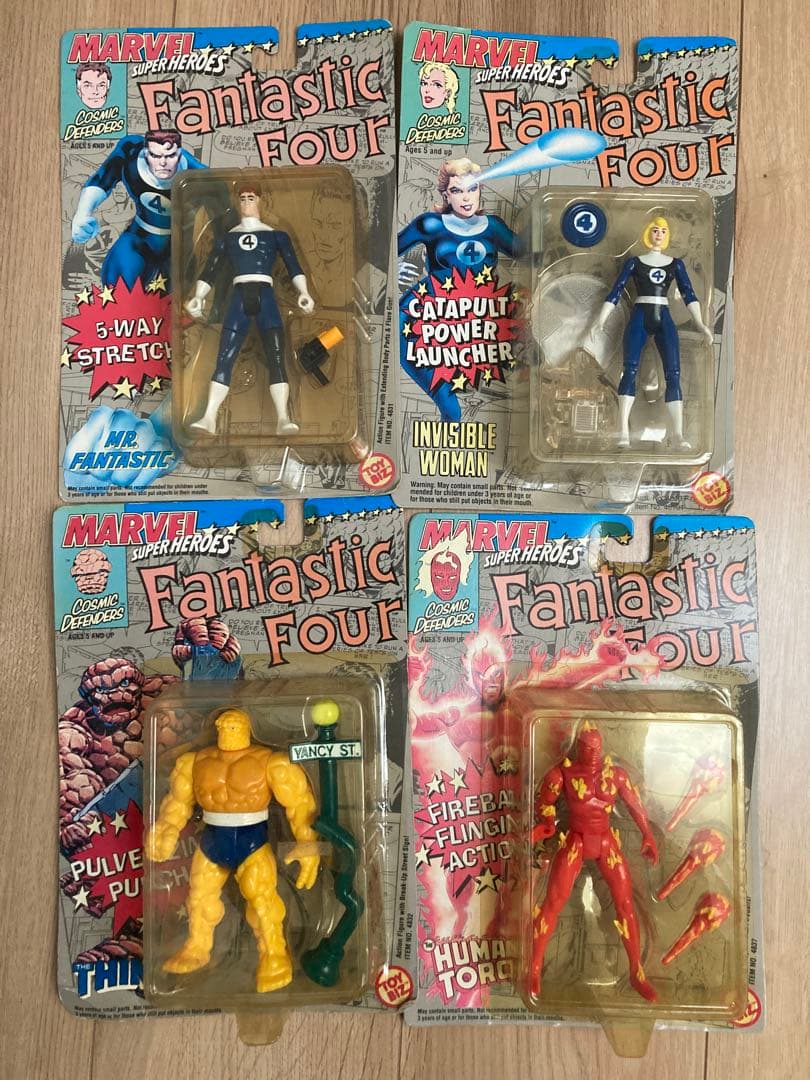 マーベル スーパーヒーローズ ファンタスティック4 4体　1990 toybiz TOY BIZ - MARVEL SUPERHEROES FANTASTIC FOUR COSMIC DEFENDERS