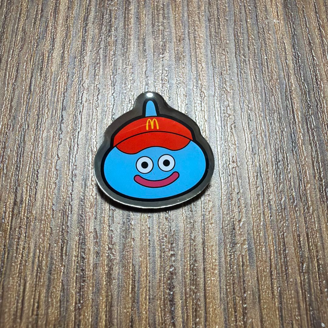 ドラクエ マクドナルドコラボピンバッジ - メルカリ