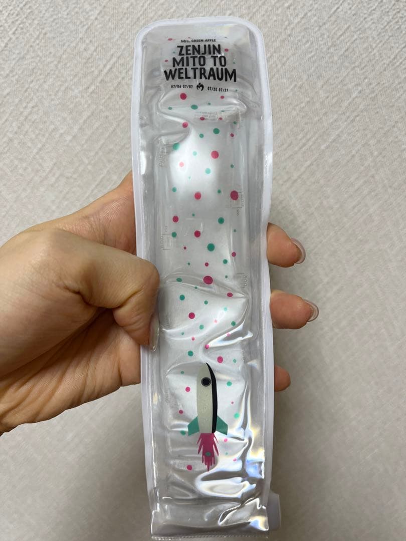 ミセスグリーンアップル ライトバンド ゼンジン未到とヴェルトラウム